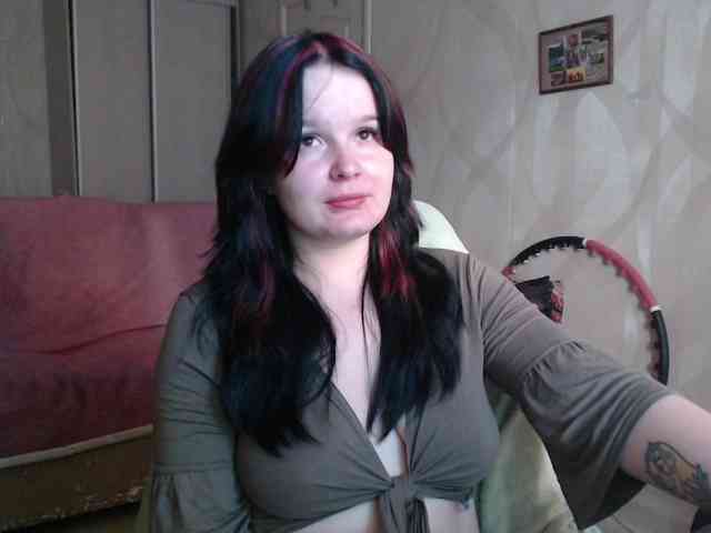 Lizzi-Peach webcam