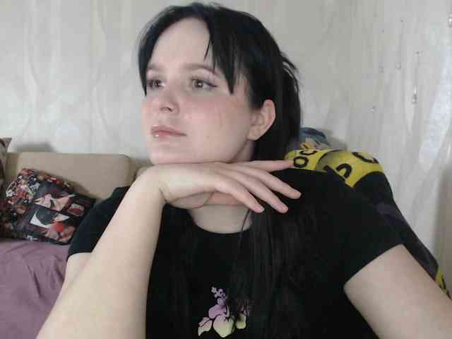 Lizzi-Peach webcam