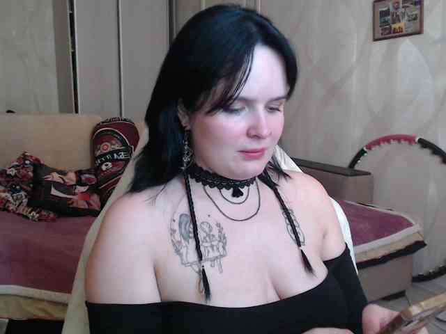 Lizzi-Peach webcam