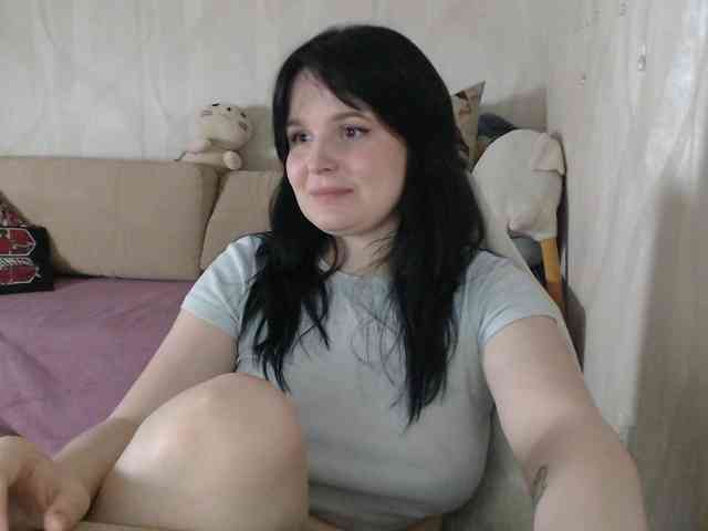 Lizzi-Peach webcam