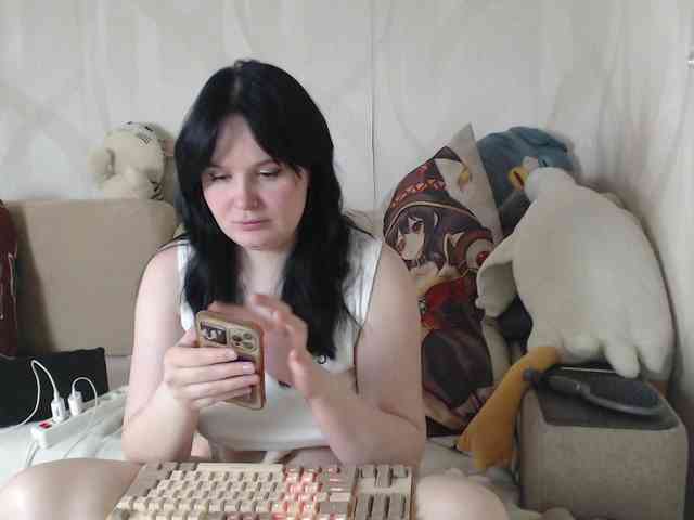 Lizzi-Peach webcam