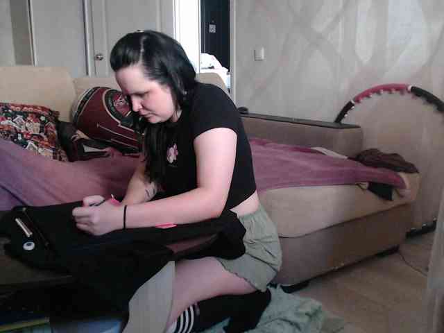 Lizzi-Peach webcam