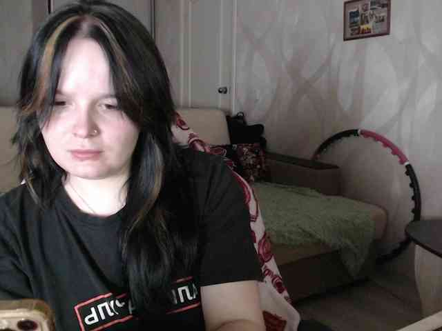 Lizzi-Peach webcam