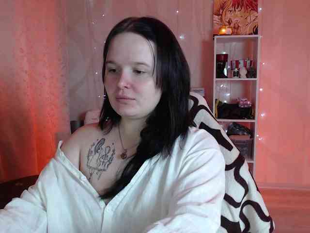 Lizzi-Peach webcam