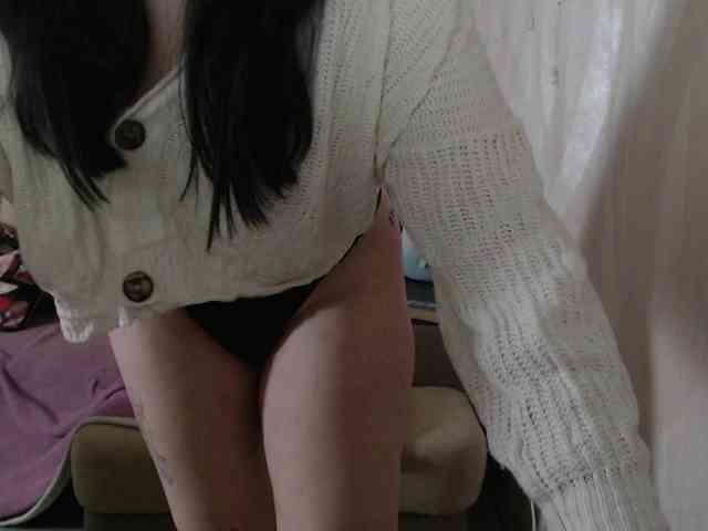 Lizzi-Peach webcam