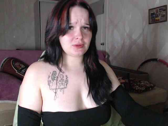 Lizzi-Peach webcam