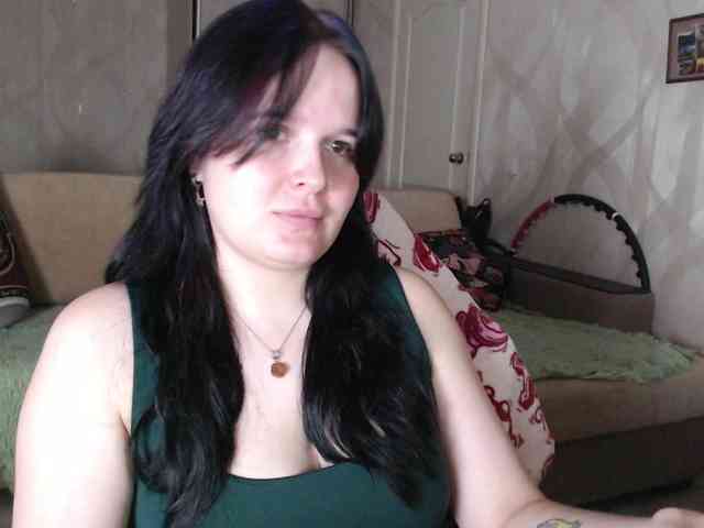 Lizzi-Peach webcam