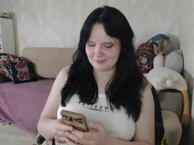 Lizzi-Peach webcam