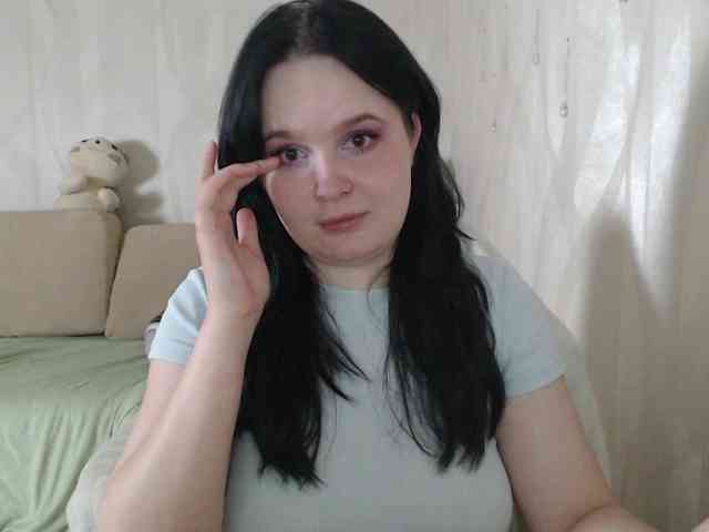 Lizzi-Peach webcam