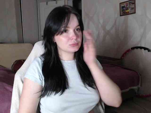 Lizzi-Peach webcam