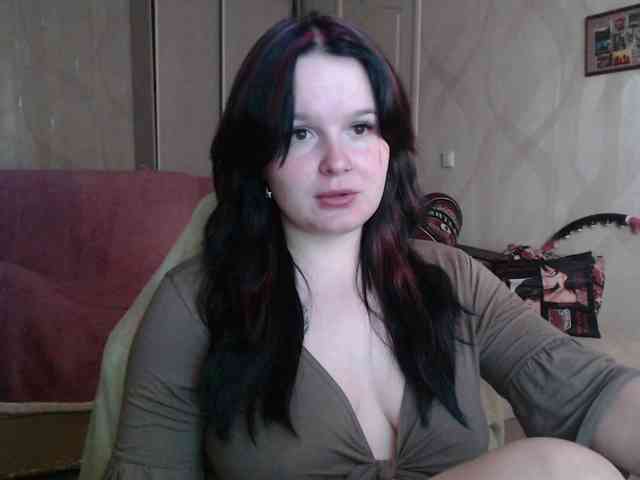 Lizzi-Peach webcam