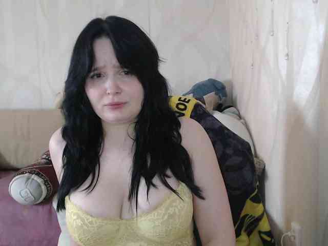 Lizzi-Peach webcam