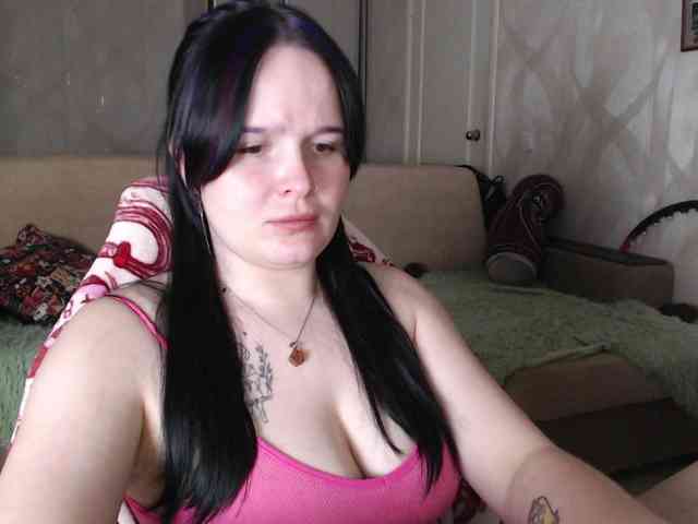 Lizzi-Peach webcam