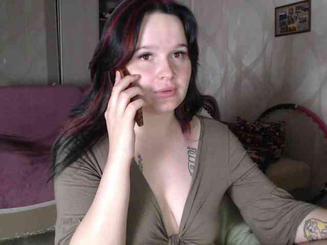 Lizzi-Peach webcam