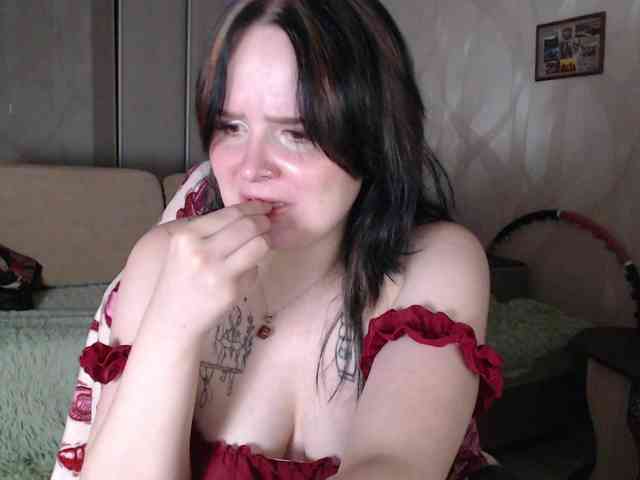 Lizzi-Peach webcam