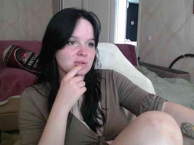 Lizzi-Peach webcam