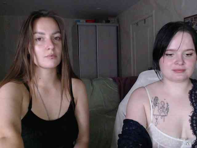 Lizzi-Peach webcam