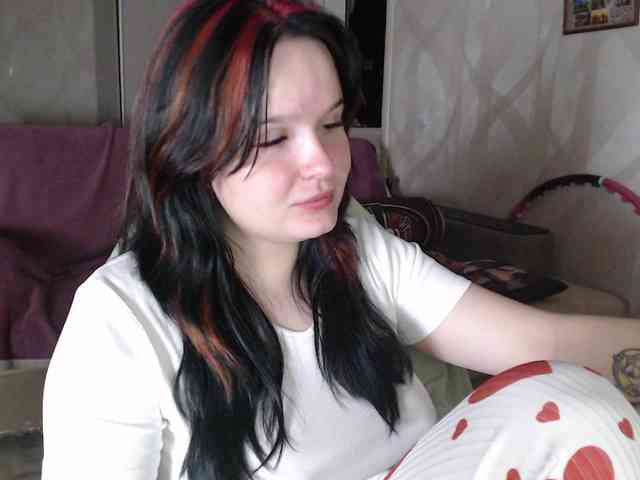 Lizzi-Peach webcam
