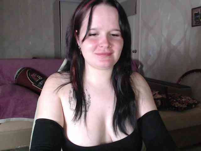 Lizzi-Peach webcam