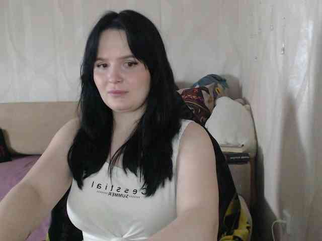 Lizzi-Peach webcam
