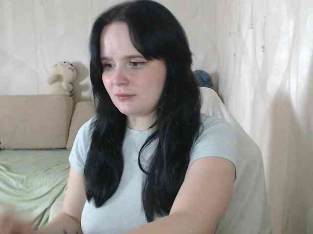 Lizzi-Peach webcam