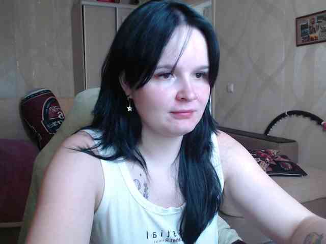 Lizzi-Peach webcam