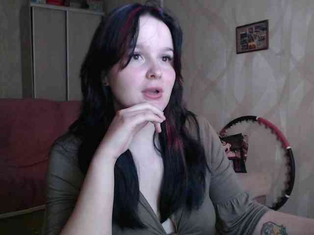 Lizzi-Peach webcam