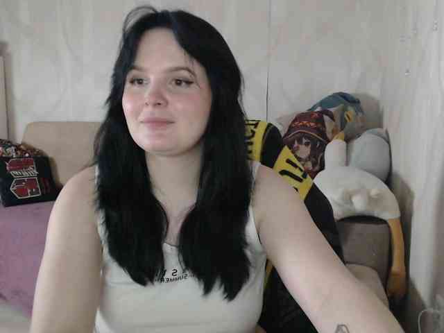 Lizzi-Peach webcam