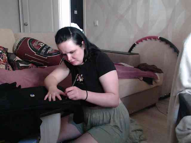 Lizzi-Peach webcam