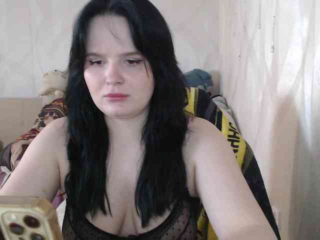 Lizzi-Peach webcam