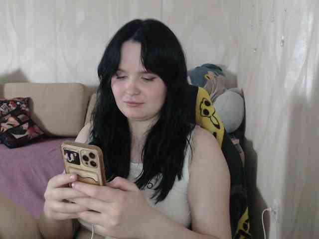 Lizzi-Peach webcam