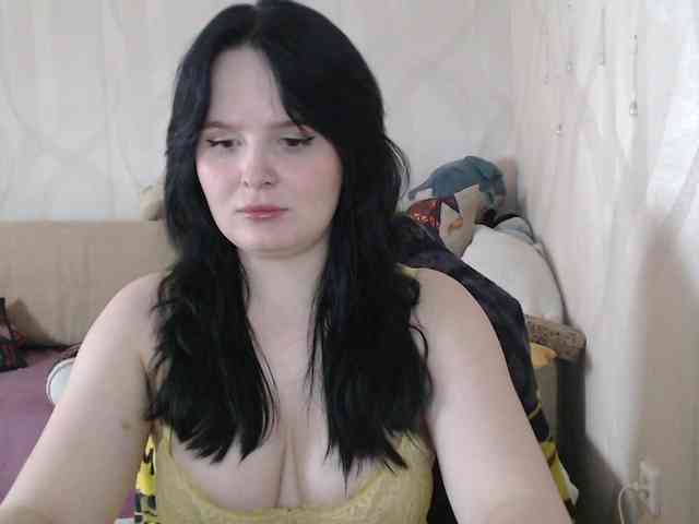 Lizzi-Peach webcam