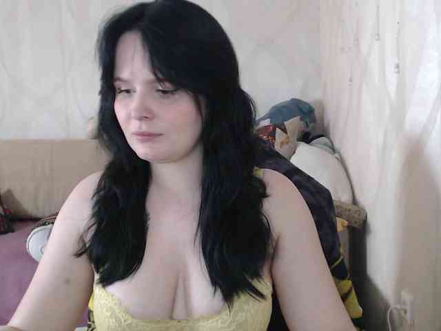 Lizzi-Peach webcam