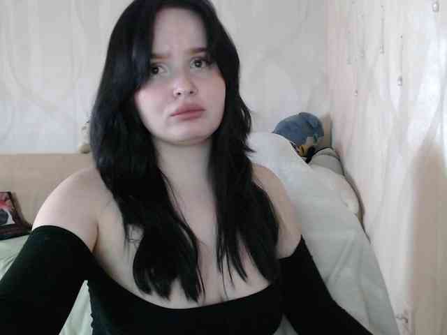 Lizzi-Peach webcam