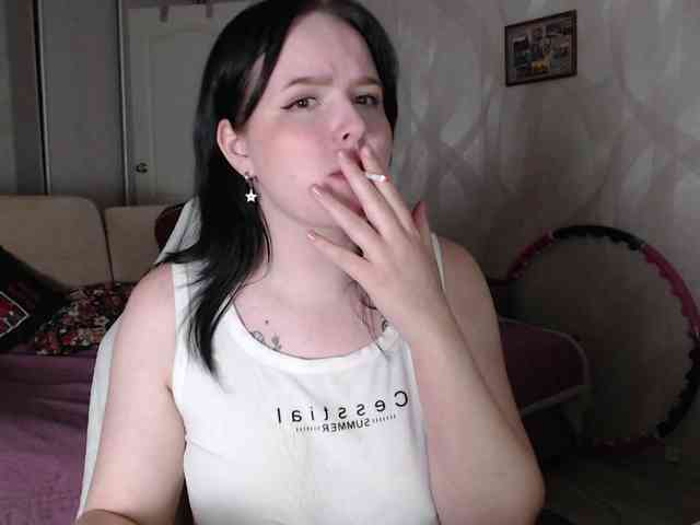 Lizzi-Peach webcam