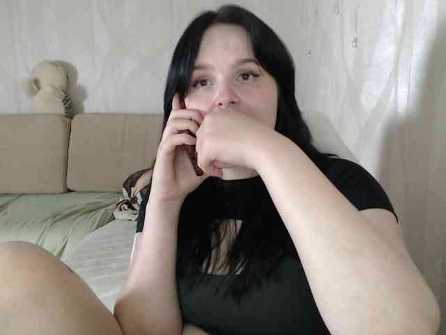 Lizzi-Peach webcam