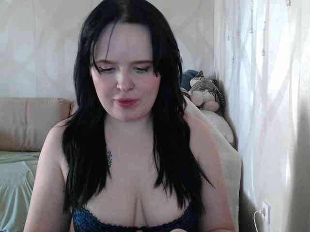 Lizzi-Peach webcam