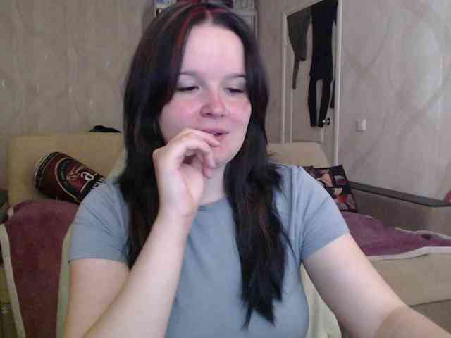 Lizzi-Peach webcam