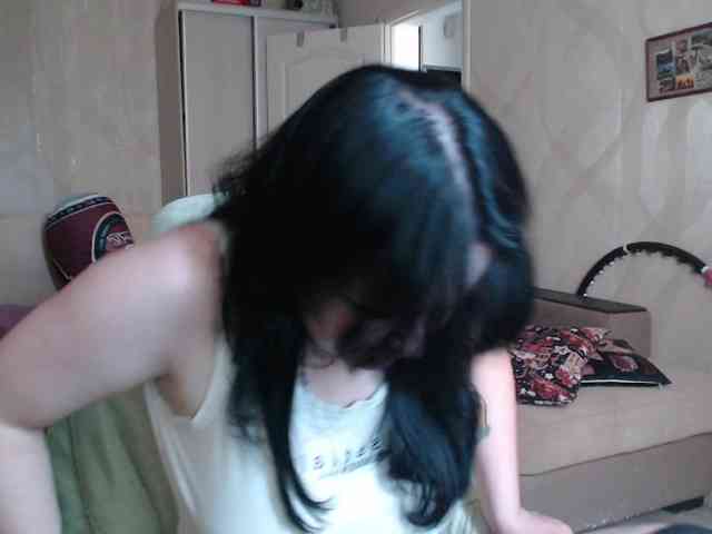 Lizzi-Peach webcam