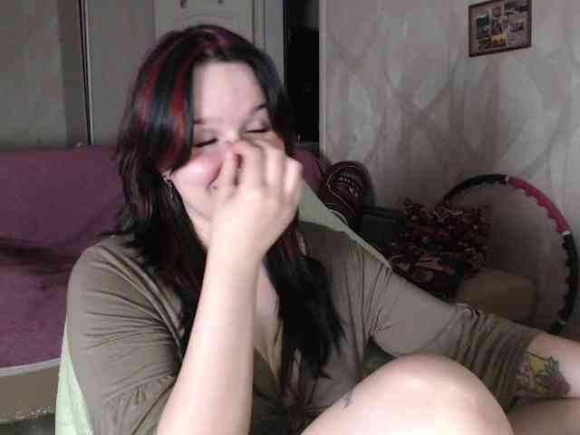 Lizzi-Peach webcam