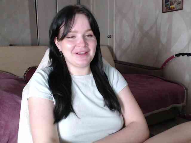 Lizzi-Peach webcam