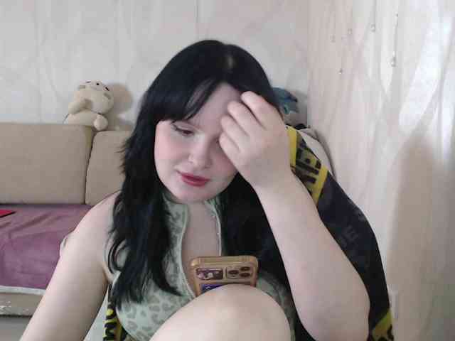 Lizzi-Peach webcam