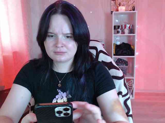 Lizzi-Peach webcam