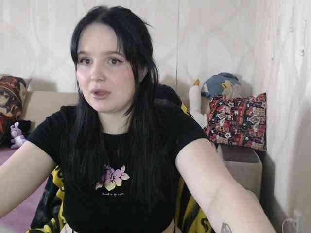Lizzi-Peach webcam