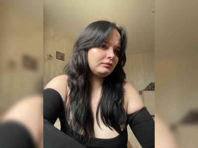 Lizzi-Peach webcam