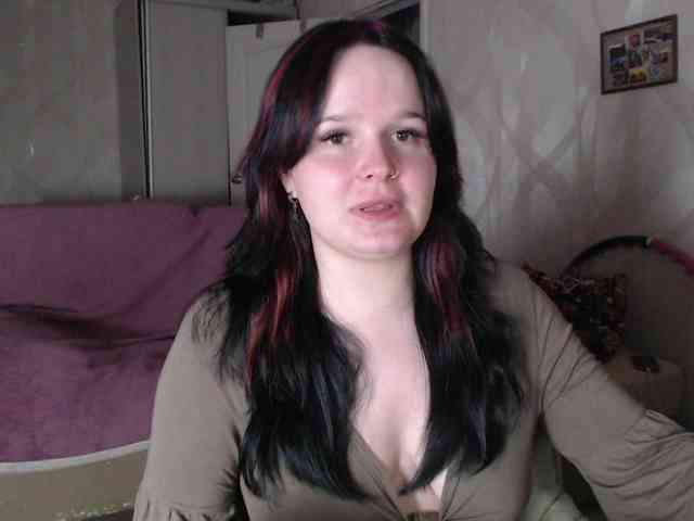 Lizzi-Peach webcam