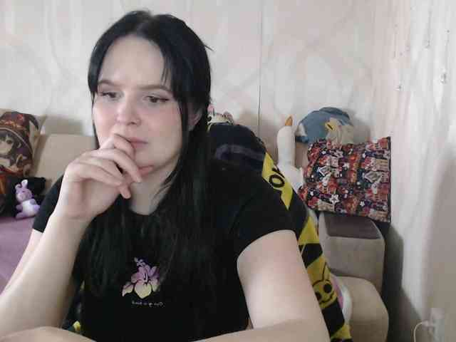Lizzi-Peach webcam