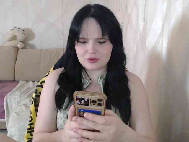 Lizzi-Peach Lizzi-Peach