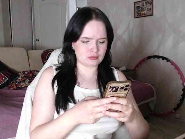 Lizzi-Peach webcam