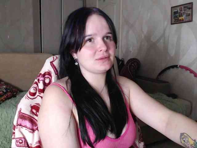 Lizzi-Peach webcam